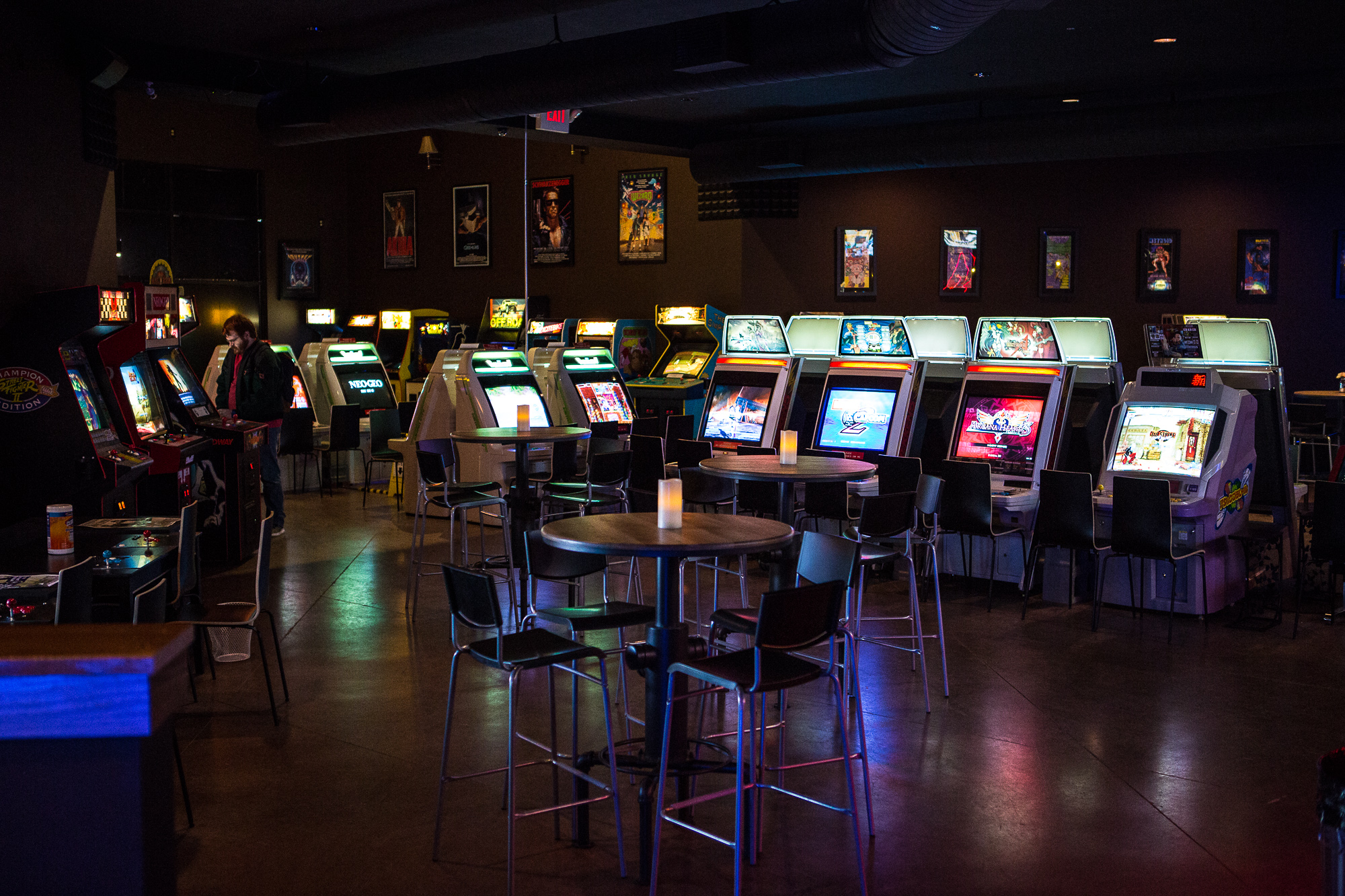 Total 66+ imagen bar arcade Viaterra.mx