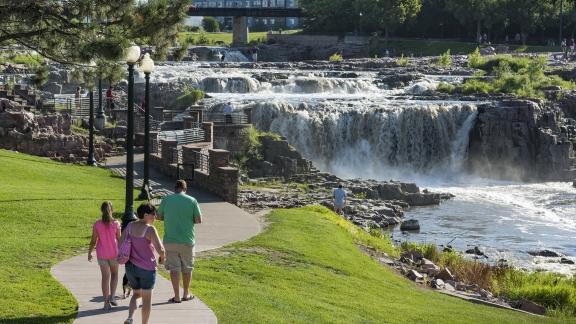 Sioux Falls – Outdoor Fun in South Dakota's Largest City