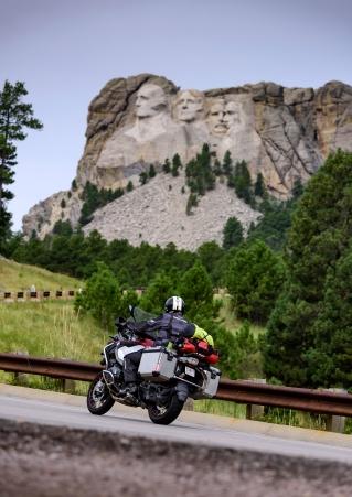 Motorcycle Hwy 16 Mount Rushmore Road