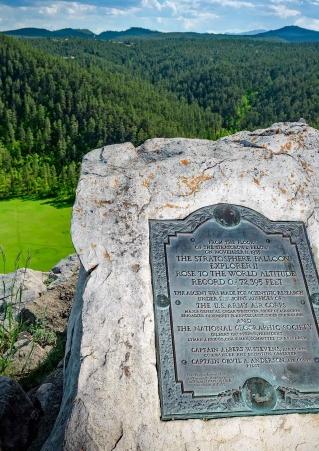Stratobowl stone marker
