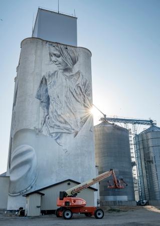 Elevator art in Faulkton