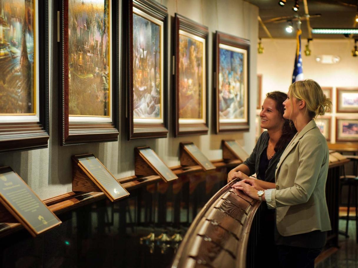 Redlin Art Center