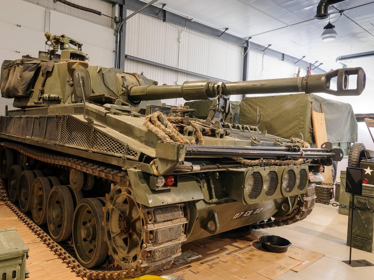Armed Forces Display and Gifts tank