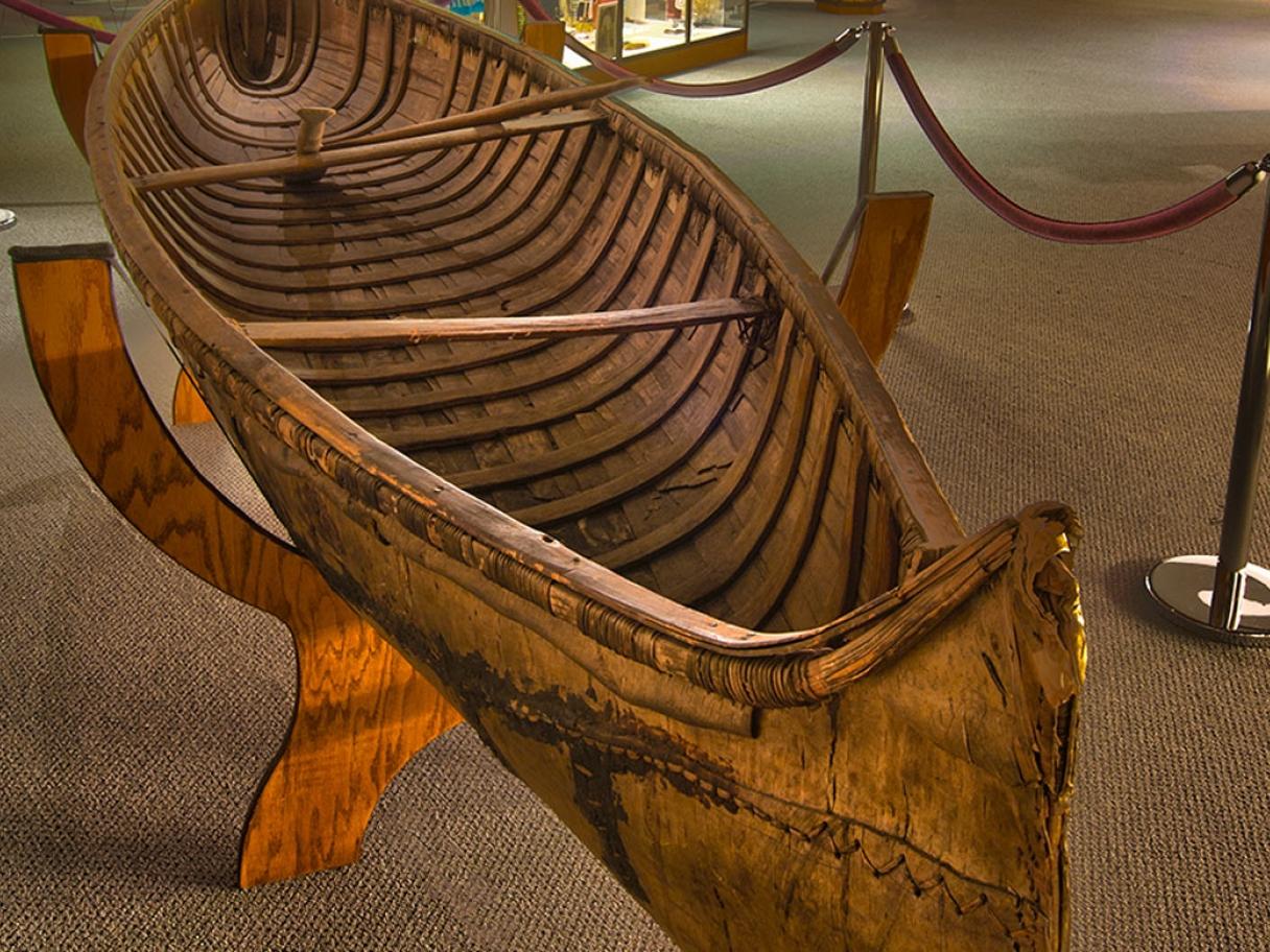 Akta Lakota Canoe