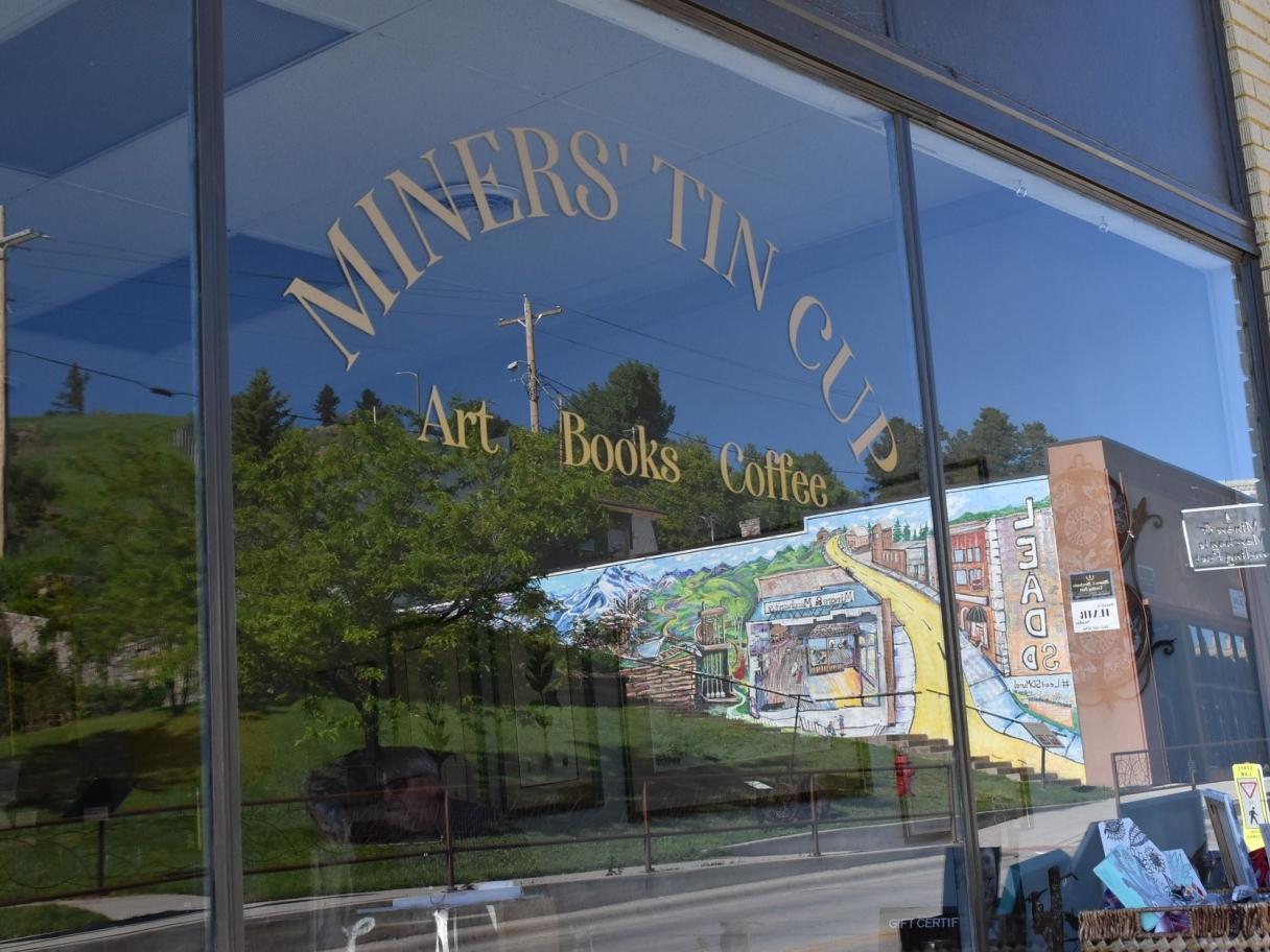 Miners Tin Cup exterior