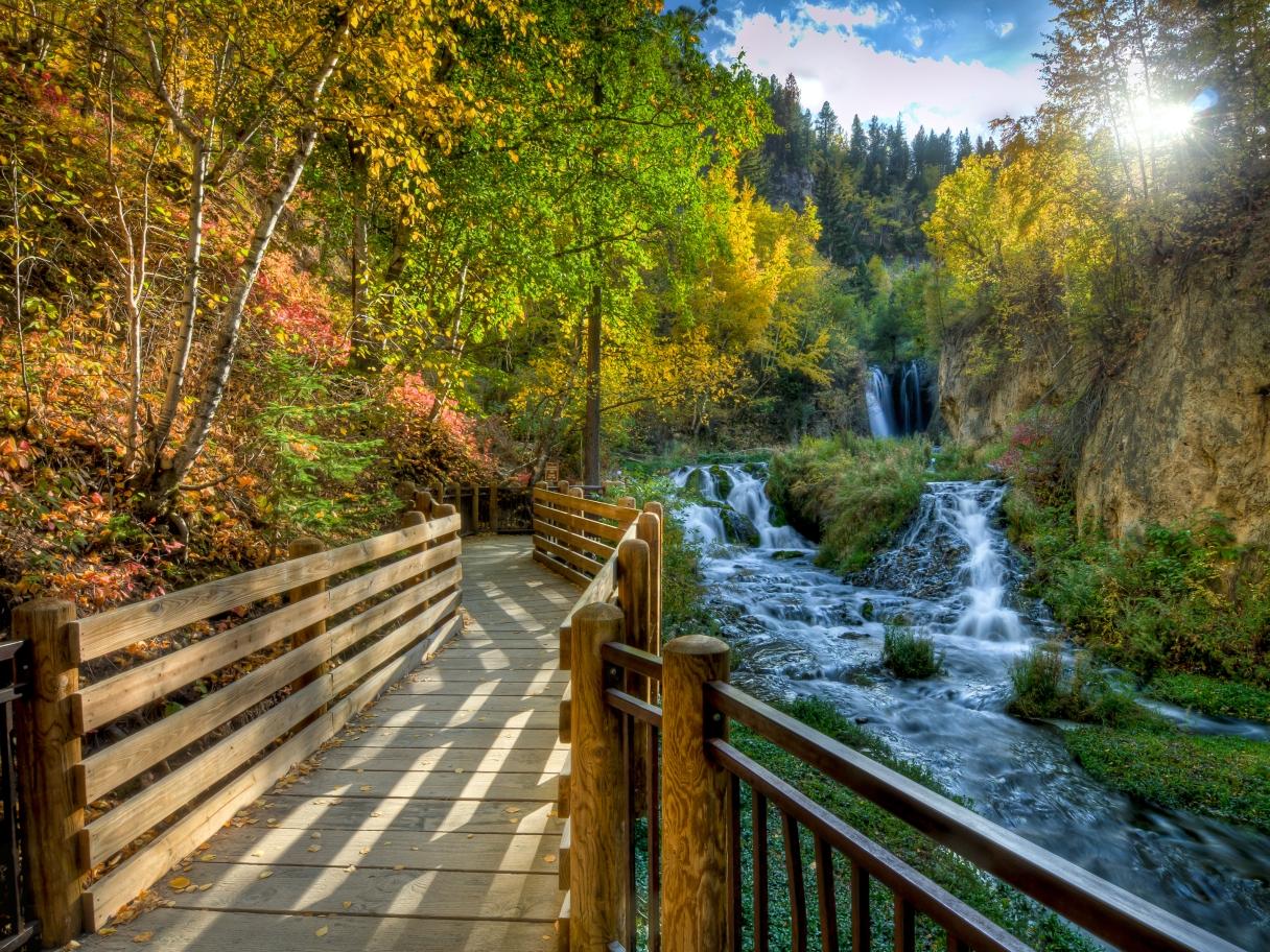 Roughlock Falls