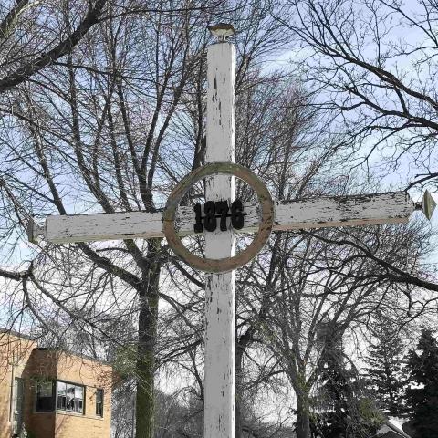 Grasshopper cross in Jefferson (square crop)