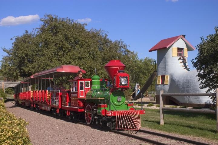 Train ride, Storybook Land