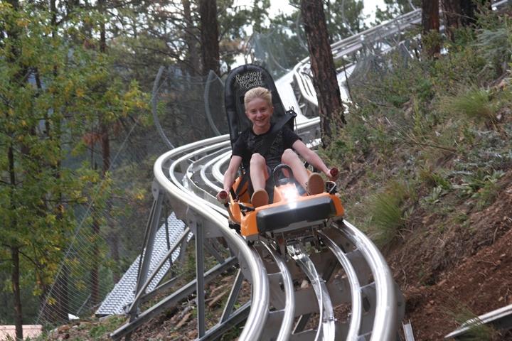 Rush Mountain Adventure Park et Rushmore Cave
