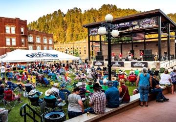 Outlaw Square Summer Concert Series