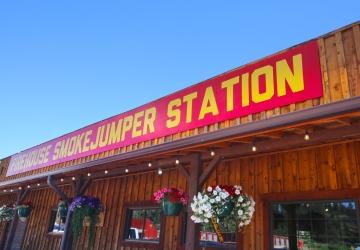 Firehouse Smokejumper Station, Hill City