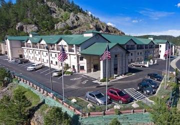 Baymont Inn & Suites, Keystone