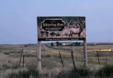 Whispering Pines Bed & Breakfast Outfitters, Interior