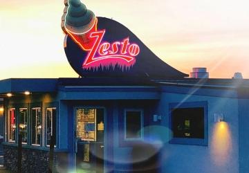 Zesto Drive Inn, Watertown