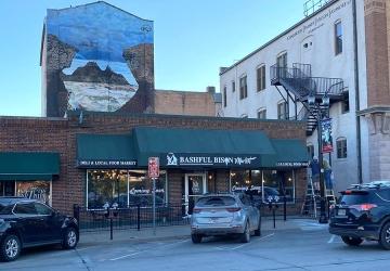 The Bashful Bison Market, Rapid City