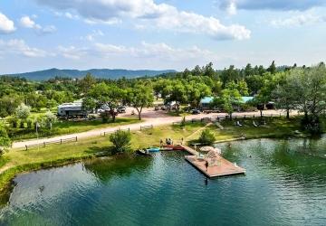 Hidden Lake Campground & Resort, Hot Springs