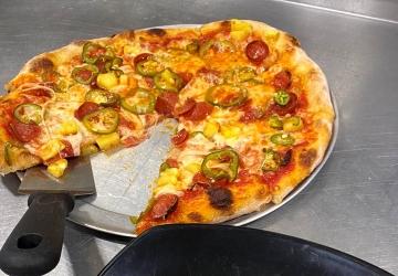 Black Hills Burgers & Pizza Co., Custer