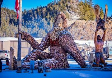 Dahl's Chainsaw Art, Keystone