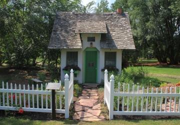 Cottage Garden in the Gardens