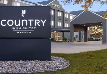 Country Inn & Suites by Radisson, Brookings