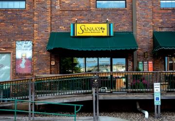 Sanaa’s 8th Street Gourmet, Sioux Falls