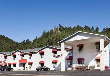 Rodeway Inn Near Mt. Rushmore Memorial, Keystone