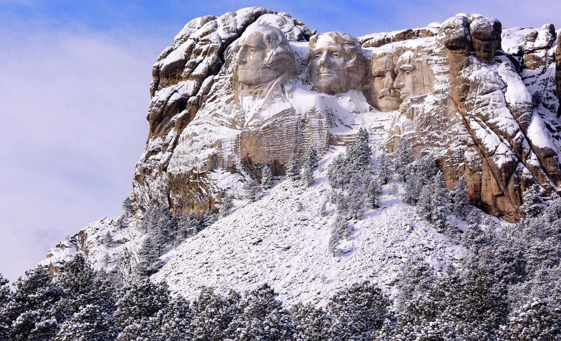Mount Rushmore Snow