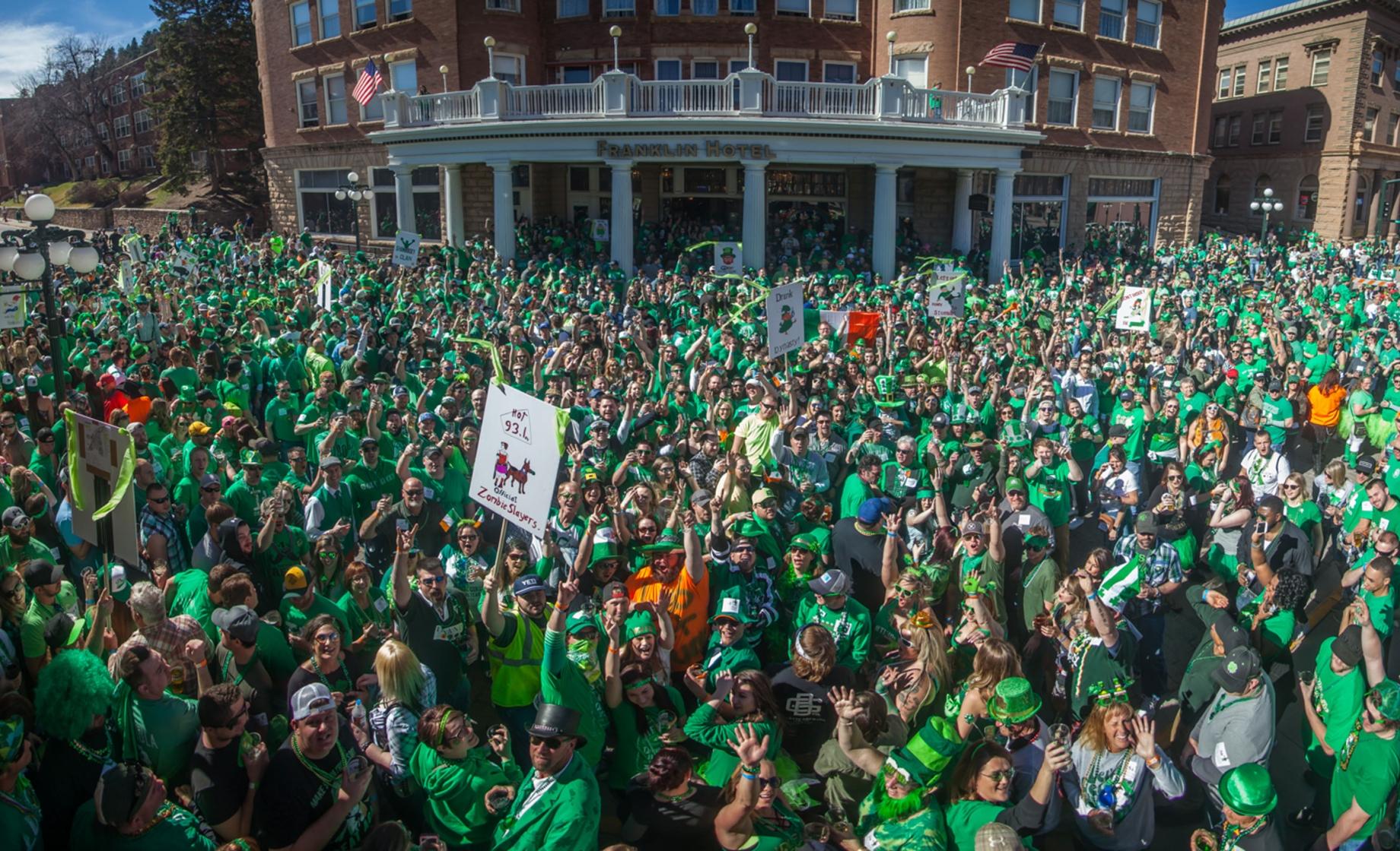 st-patricks-day-panorama