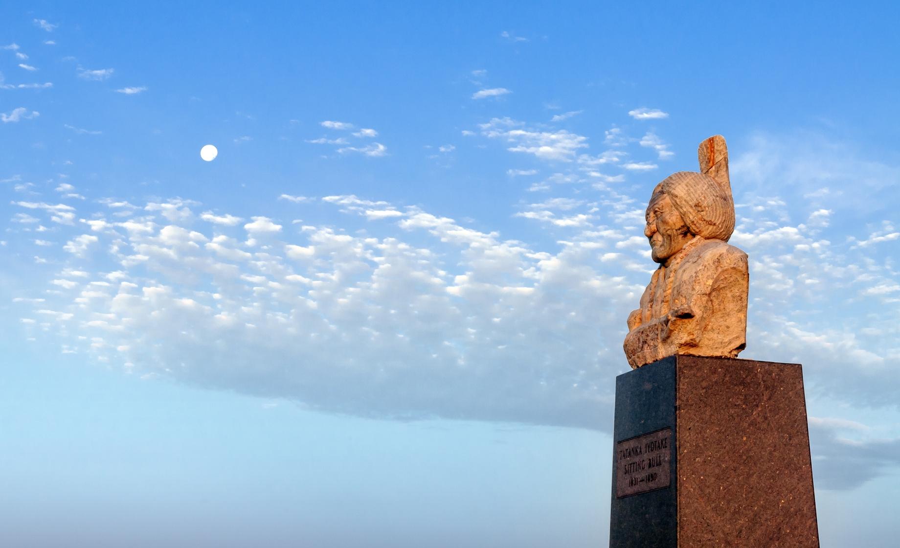 Sitting bull memorial