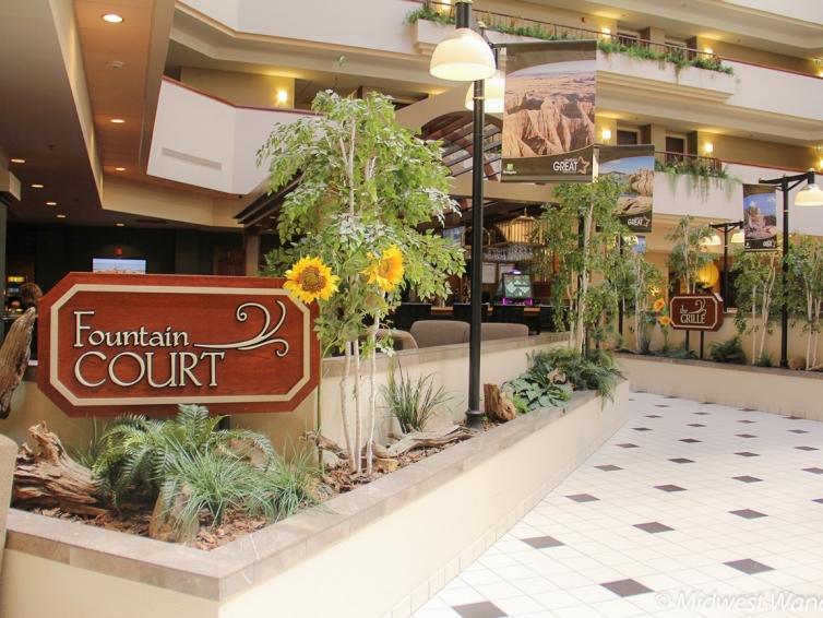 Fountain Court Lounge at the Holiday Inn Rushmore Plaza