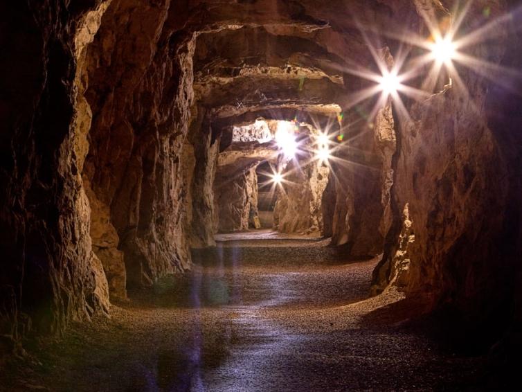 Rushmore Cave
