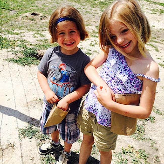 Grandkids eating peanuts