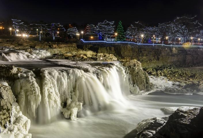 Frozen waterfalls in Falls Park