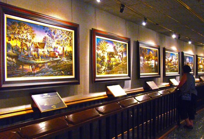 Redlin Art Center