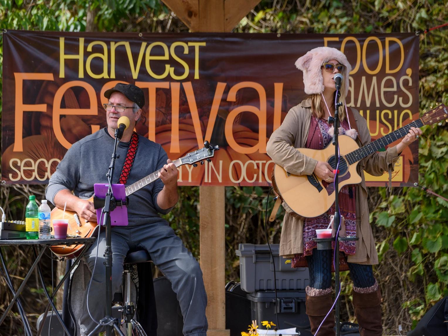 Strawbale Winery Harvest Festival Music