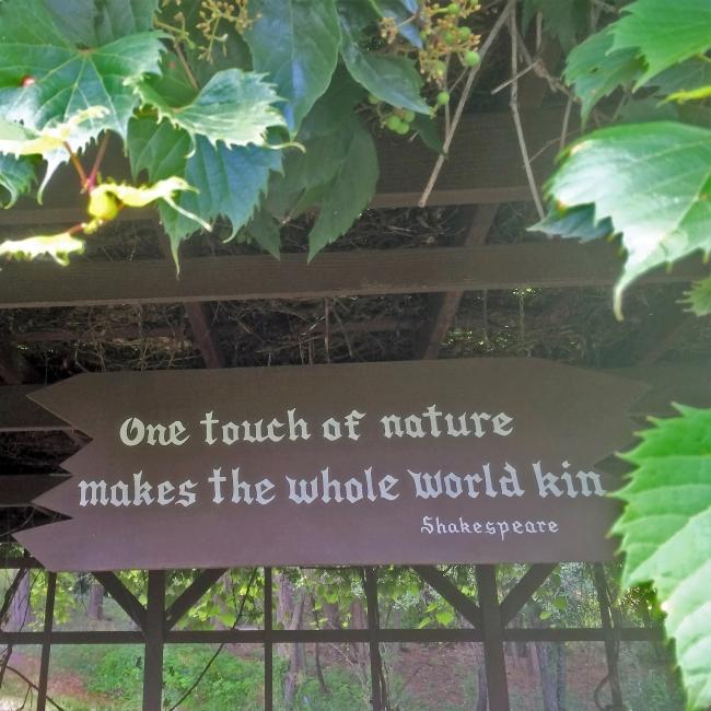 Sign at Shakespeare Garden (square)