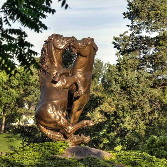 Fighting Stallions sculpture