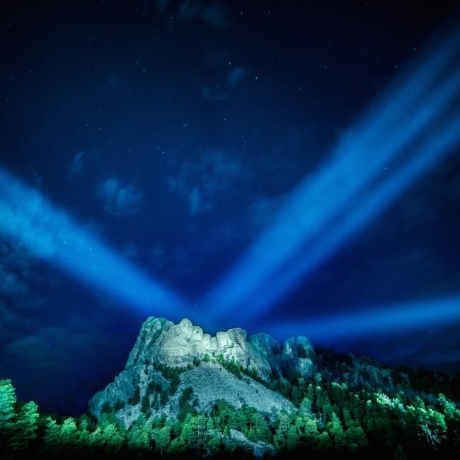 Mount Rushmore at night