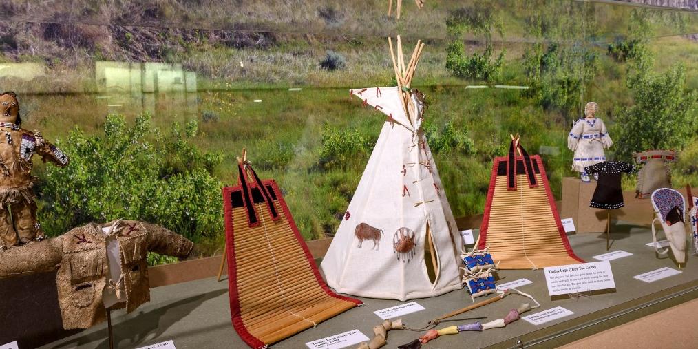 Akta Lakota Artifacts