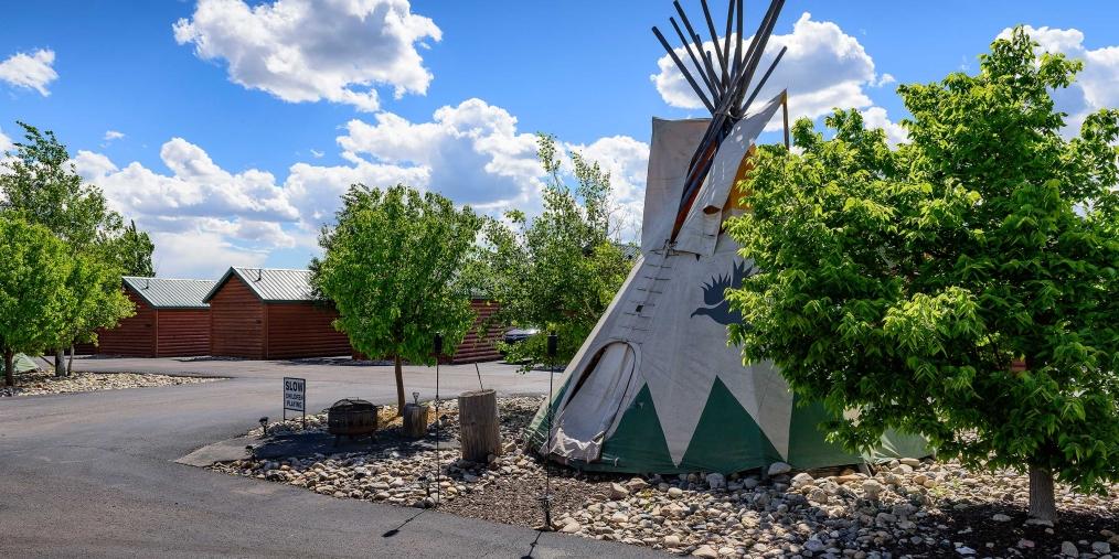A Photo Essay on Wall, SD