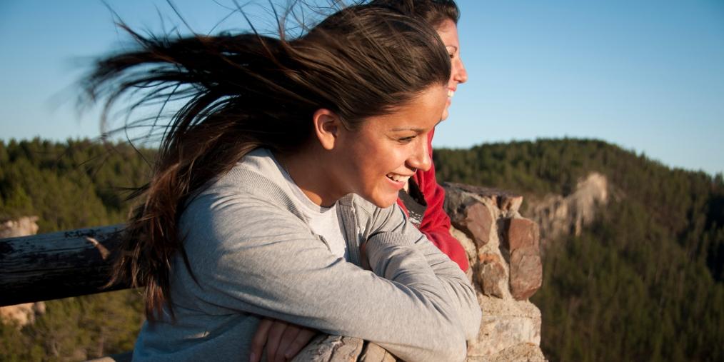 Hikers look out over Stratobowl