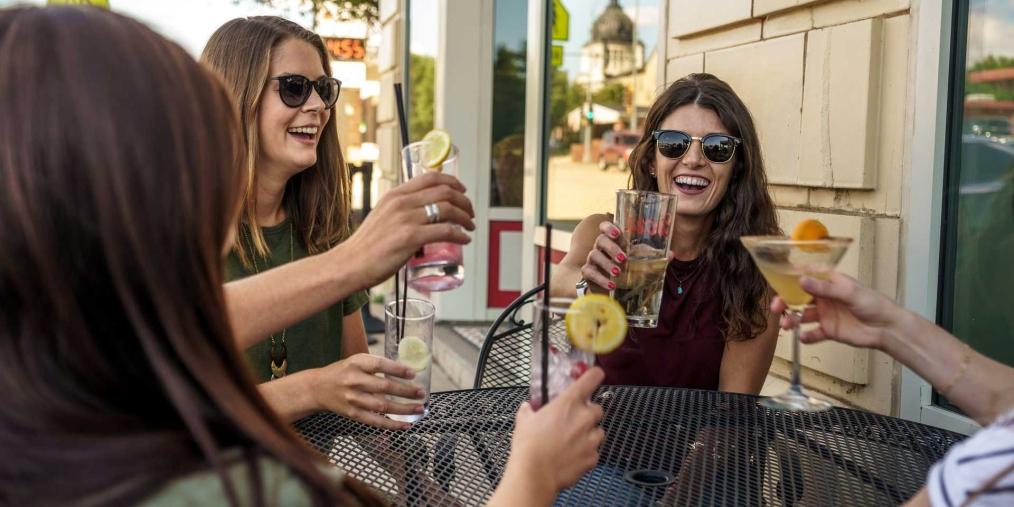 Women cheersing