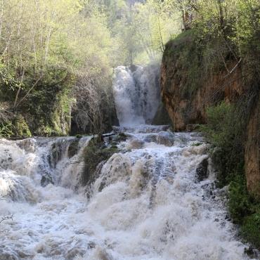 Roughlock Falls