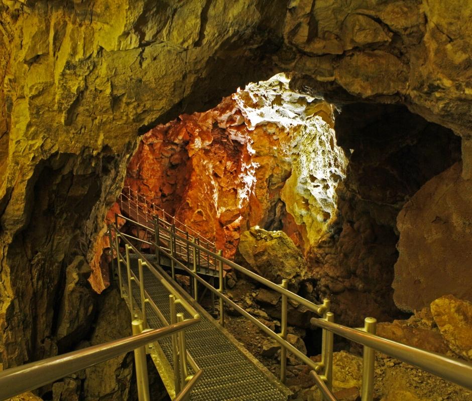 Jewel Cave National Monument in South Dakota