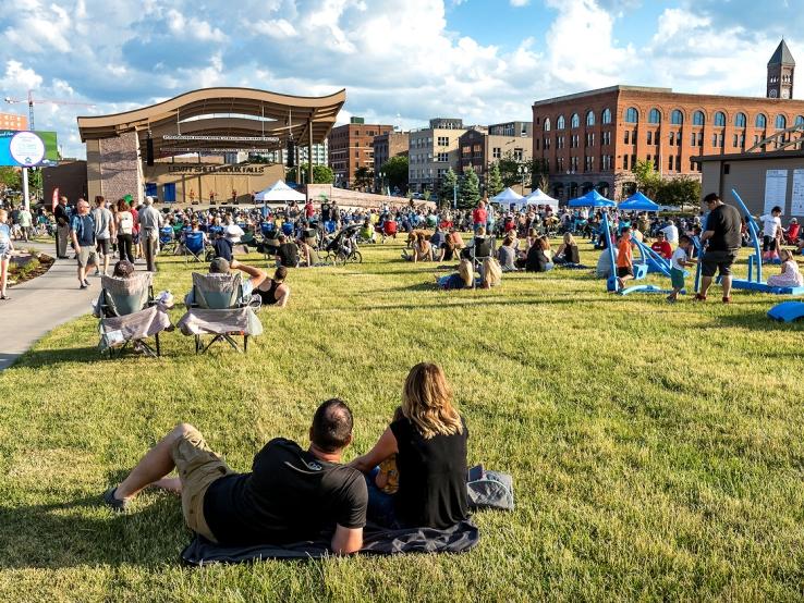Levitt at the Falls, Sioux Falls