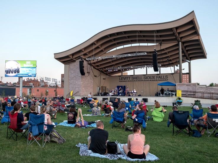 Levitt at the Falls, Sioux Falls