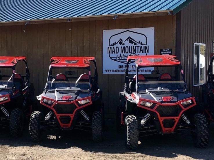 Mad Mountain Adventures, Lead