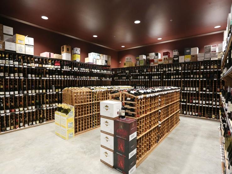JJ's Wine, Spirits & Cigars, Sioux Falls