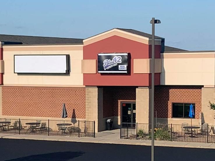 Blue 42 Sports Grill, Canton