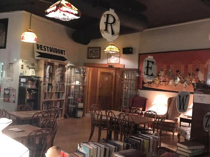 Books n Brewz Pizzeria, Sioux Falls